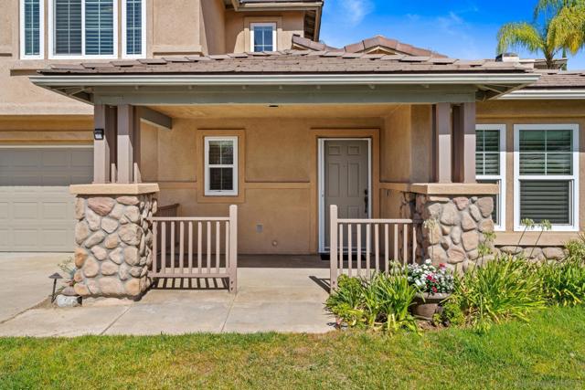 2028 Boulders Rd, Alpine CA: https://media.crmls.org/mediaz/2573a950-0506-498d-9468-e09ec896f860.jpg