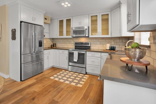 128 Grant Street, Santa Cruz CA: https://media.crmls.org/mediaz/25745769-4e3a-40df-a363-5a4cec938b5d.jpg