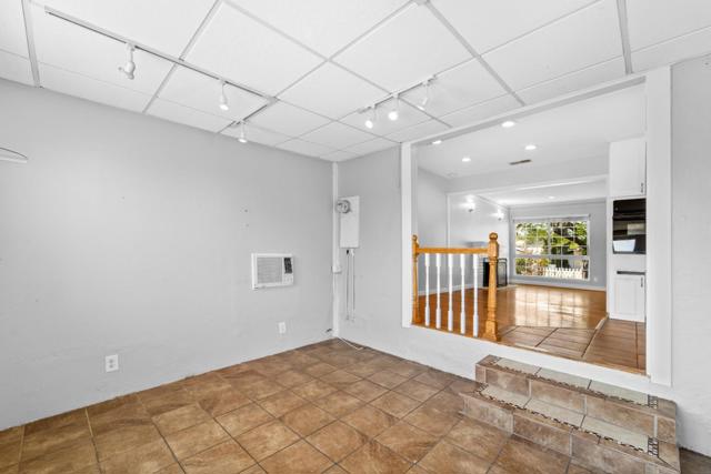 596 Savstrom Way, San Jose CA: https://media.crmls.org/mediaz/2575116a-83fd-45b5-a248-7d470e2ff165.jpg