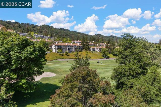 5593 Terra Granada Dr, Walnut Creek CA: https://media.crmls.org/mediaz/257568e3-87ea-47c5-bd74-93003f7c3b48.jpg