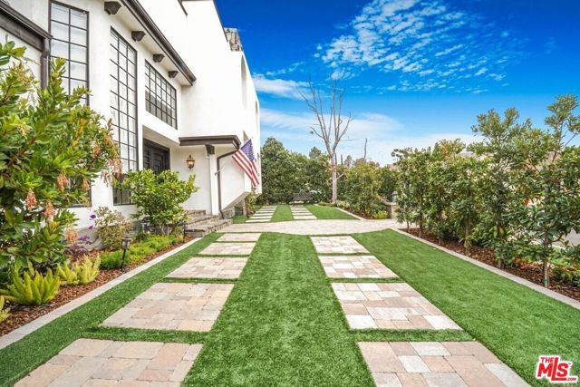 3485 Ridgeford Drive, Westlake Village CA: https://media.crmls.org/mediaz/257743d2-0957-4a42-a4c9-af5a3ef9ba94.jpg