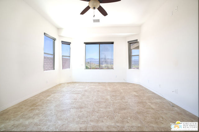 85041 Stazzano Place, Indio CA: https://media.crmls.org/mediaz/2577d558-0492-4ce7-b7f2-60e0f10d1d02.jpg
