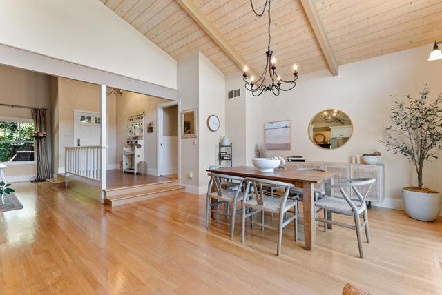 455 Calle Del Sol, Aptos CA: https://media.crmls.org/mediaz/257852f3-9e35-4c95-8bf7-3b8e16523b5f.jpg