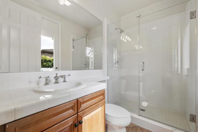 10263 Winecreek Ct, San Diego CA: https://media.crmls.org/mediaz/257897cd-bef8-461c-8d29-0d115adc6384.jpg