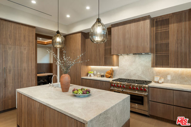 Drew Fenton | 565 Toyopa Drive Pacific Palisades CA | MLS: 7523707 Drew Fenton | 565 Toyopa Drive Pacific Palisades CA | MLS: 7523707