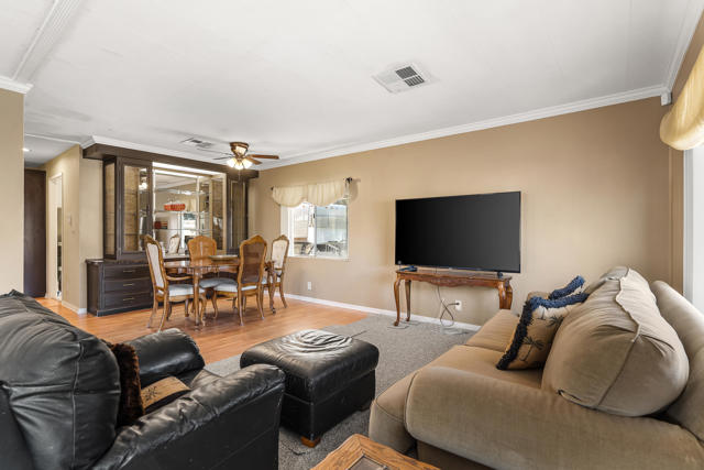 Image 6 of 31 For 15035 Sunrise Avenue