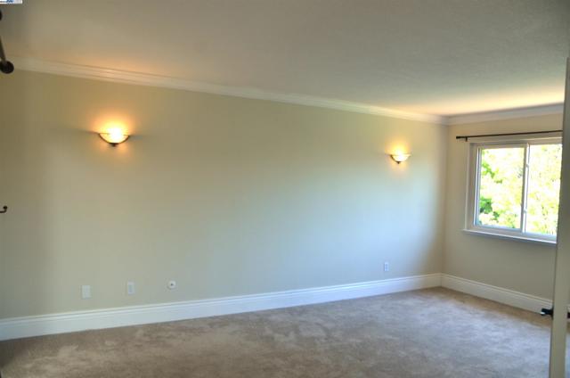 1626 Harlan Dr, Danville CA: https://media.crmls.org/mediaz/257a1fa6-0088-4a25-a8b3-46839517fd80.jpg