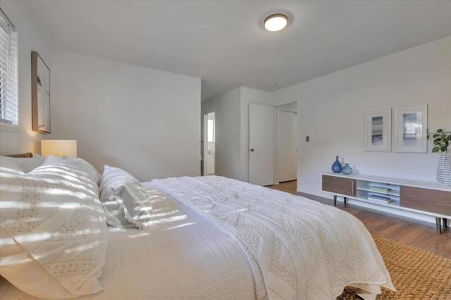 103 Darlington ln, Soquel CA: https://media.crmls.org/mediaz/257a6000-30f9-4df2-9391-7a920c082034.jpg