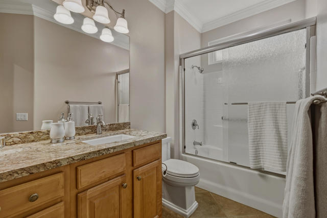 78589 Rainswept Way, Palm Desert CA: https://media.crmls.org/mediaz/257a9f35-1d26-4ce6-bf3b-7966e2a9a8a8.jpg