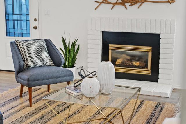 1582 Dolphin Drive, Aptos CA: https://media.crmls.org/mediaz/257ab74c-0210-4e98-a82e-58d6bf95943b.jpg