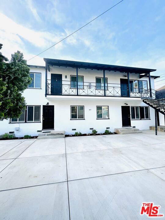 MLS# 23281953