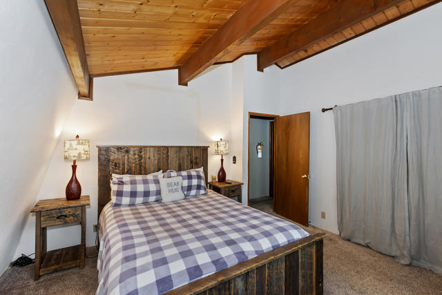 40138 Hillcrest Drive, Big Bear, CA 92315