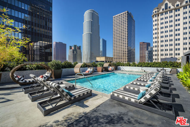727 W 7th Street, Los Angeles CA: https://media.crmls.org/mediaz/257ca9ca-8a57-4f12-9a89-d21a1259771f.jpg