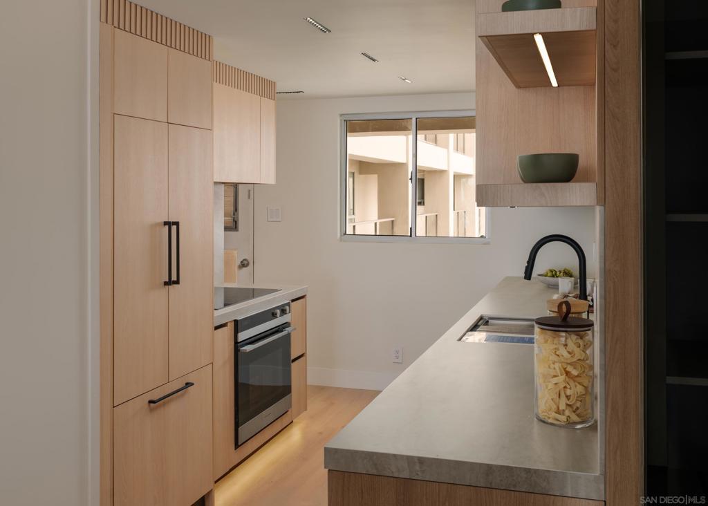 939 Coast - photo 9