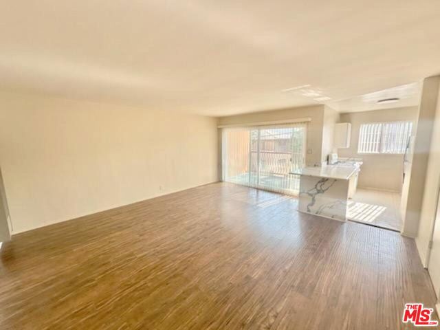 1001 Hammond Street, West Hollywood CA: https://media.crmls.org/mediaz/257dde58-1b04-48c3-a515-064b0885a476.jpg