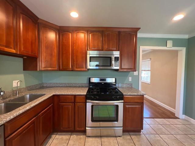 3095 Calzar Drive, San Jose CA: https://media.crmls.org/mediaz/257e9587-6da3-480b-819e-7d696c5342ed.jpg