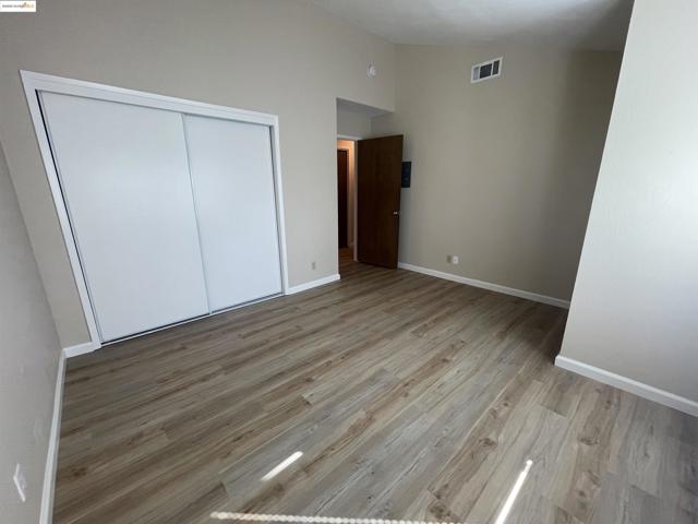 3901 Clayton Rd, Concord CA: https://media.crmls.org/mediaz/257ee6f6-1fbb-4d5f-b480-726072a926a3.jpg