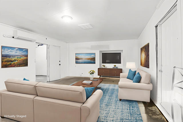 55540 Shannon Road, Landers CA: https://media.crmls.org/mediaz/257f89a8-2a9a-4953-bca3-7815e6cae175.jpg