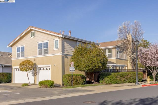 1508 Whispering Oaks Way, Pleasanton CA: https://media.crmls.org/mediaz/257fe032-2091-4217-bed1-95abb51b971d.jpg