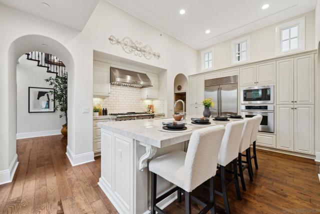 16918 Blue Shadows Ln, San Diego CA: https://media.crmls.org/mediaz/257ff5d2-6182-4d59-bf16-c2f9c0fd162c.jpg