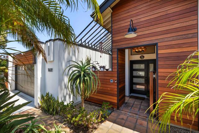 Detail Gallery Image 2 of 25 For 1601 Tucker Ln, Encinitas,  CA 92024 - 4 Beds | 2 Baths