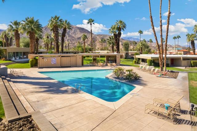 152 Sandpiper Street, Palm Desert CA: https://media.crmls.org/mediaz/2580ffe7-99b1-4c7f-b45d-10c6a0eb30b2.jpg