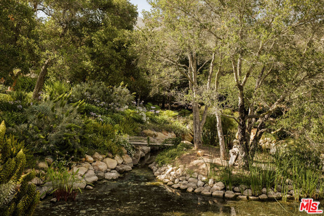 848 Picacho Lane, Santa Barbara CA: https://media.crmls.org/mediaz/2583b13f-d5db-4469-9451-16be2b231bf2.jpg