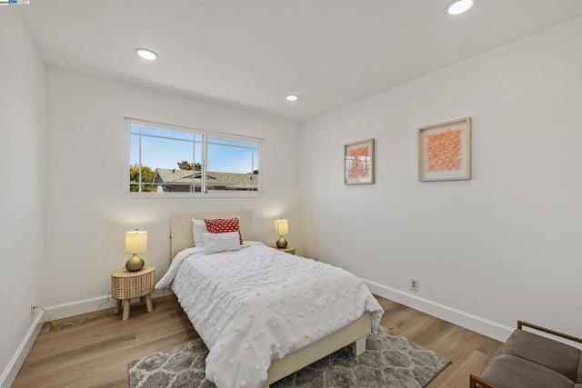 4227 Becerra Dr, Fremont CA: https://media.crmls.org/mediaz/25853011-f781-4def-8239-861dd94a4357.jpg