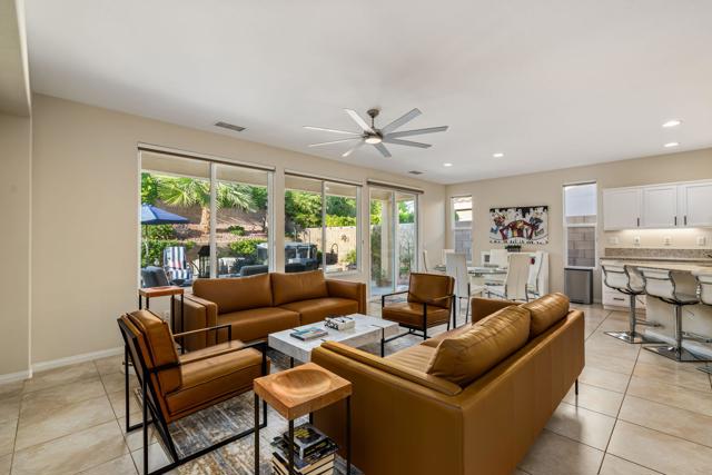 81172 Victoria Lane, La Quinta CA: https://media.crmls.org/mediaz/25855afd-d236-4e92-8d1e-41551184d3c1.jpg