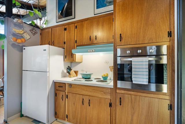 185 Woodston Way, Ben Lomond CA: https://media.crmls.org/mediaz/2585ba1f-974f-4324-ab19-b1612d459060.jpg