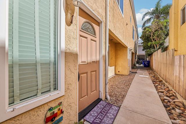3843 Riviera Drive, San Diego CA: https://media.crmls.org/mediaz/2586d3b9-c949-4ecc-bf05-312974c0a283.jpg