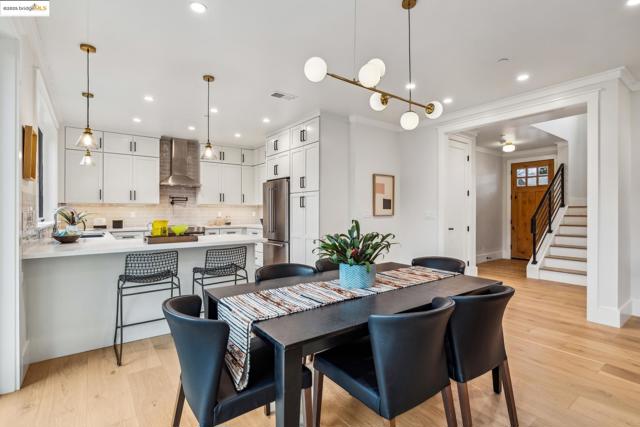 2312 Eighth St, Berkeley CA: https://media.crmls.org/mediaz/25878dbf-280c-469b-9e97-65f00e6d4b98.jpg