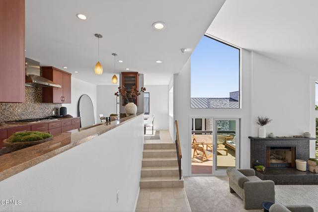 Detail Gallery Image 14 of 36 For 6110 Cobblestone Dr, Ventura,  CA 93003 - 4 Beds | 2/1 Baths