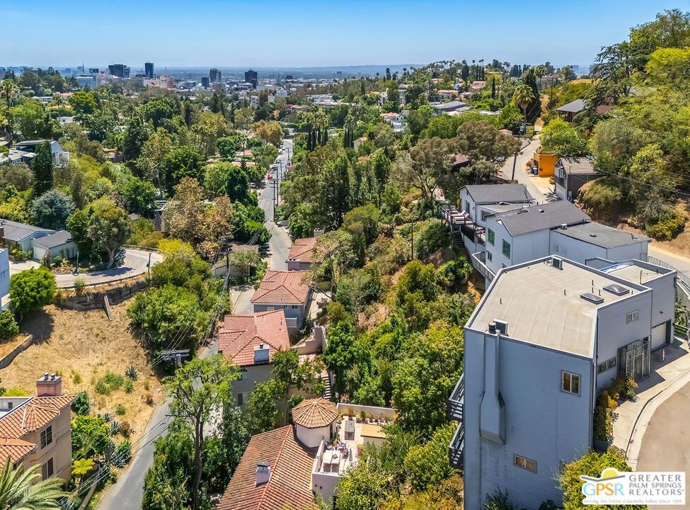 2350 San Marco Drive — architectural residence