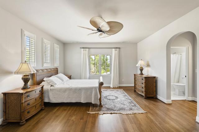 Detail Gallery Image 39 of 49 For 16733 Calle Hermosa, San Diego,  CA 92127 - 6 Beds | 6/1 Baths