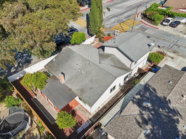 1720 Pine Hollow Circle, San Jose CA: https://media.crmls.org/mediaz/2588bd4f-d49a-4040-8b67-af3a2e4e337e.jpg