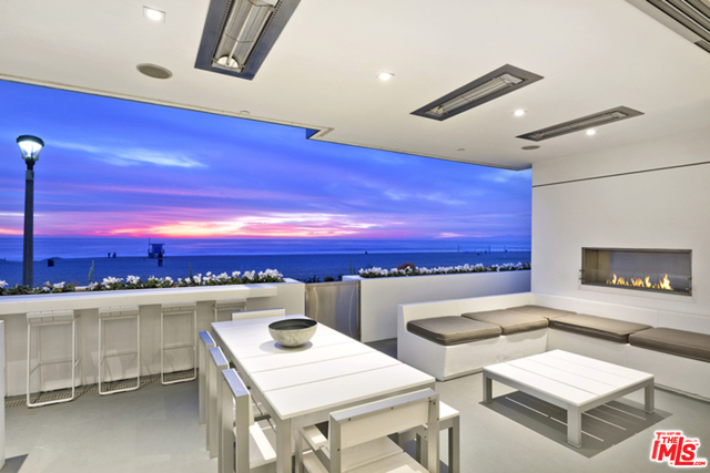 108 THE STRAND, Manhattan Beach, California 90266, 5 Bedrooms Bedrooms, ,8 BathroomsBathrooms,Residential,Sold,THE STRAND,25486205