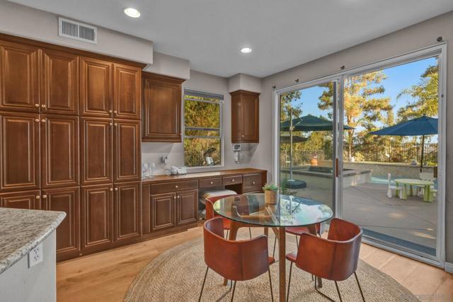 Image 10 of 48 For 2124 Pamplona Ct