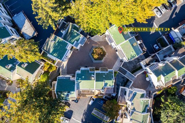 181 Centre Street, Mountain View CA: https://media.crmls.org/mediaz/258b0825-e48a-4db9-be3e-16fd53aa9784.jpg