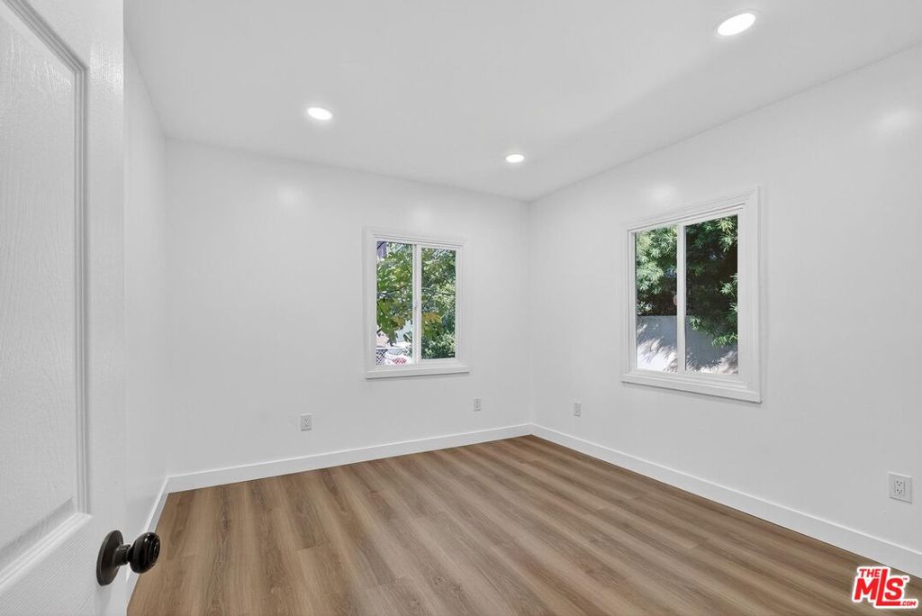 MLS #25617493 image #19