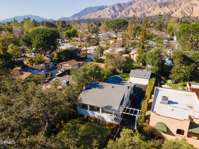 1755 1/2 Morada Place, Altadena CA: https://media.crmls.org/mediaz/258f2bfa-786f-4749-a439-baa18d5be760.jpg