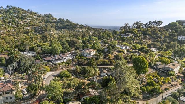 10013 Pandora Drive, La Mesa CA: https://media.crmls.org/mediaz/2590fdaa-5328-44d9-b461-c8eeb2f8084f.jpg