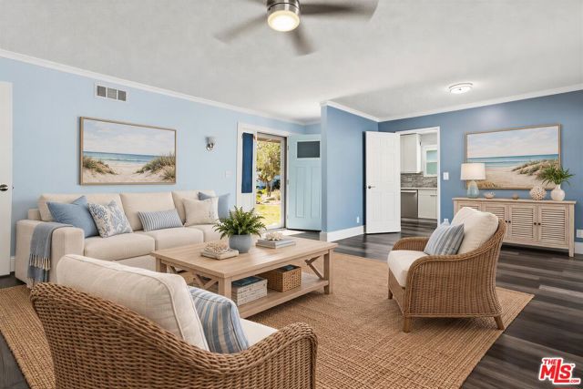 22301 Covello Street photo 6