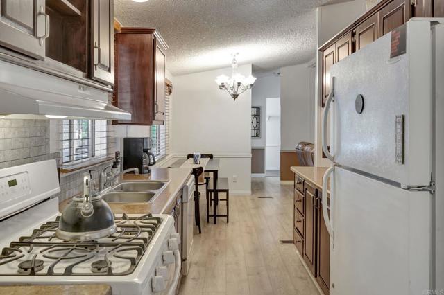 Detail Gallery Image 12 of 28 For 10707 Jamacha #24,  Spring Valley,  CA 91978 - 3 Beds | 2 Baths