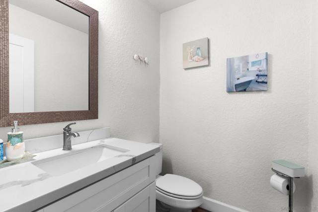 9779 Caminito Doha, San Diego CA: https://media.crmls.org/mediaz/2593835b-a588-496b-9da8-4262d852f050.jpg