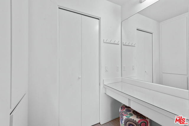 1340 S Beverly Glen Boulevard, Los Angeles CA: https://media.crmls.org/mediaz/2593f466-aa1a-4ba6-918d-eff32459b591.jpg
