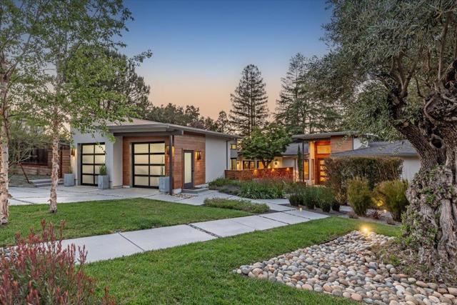 15902 Rochin Terrace, Los Gatos CA: https://media.crmls.org/mediaz/25943a3c-94d1-40dd-a6a7-254bf245b85a.jpg
