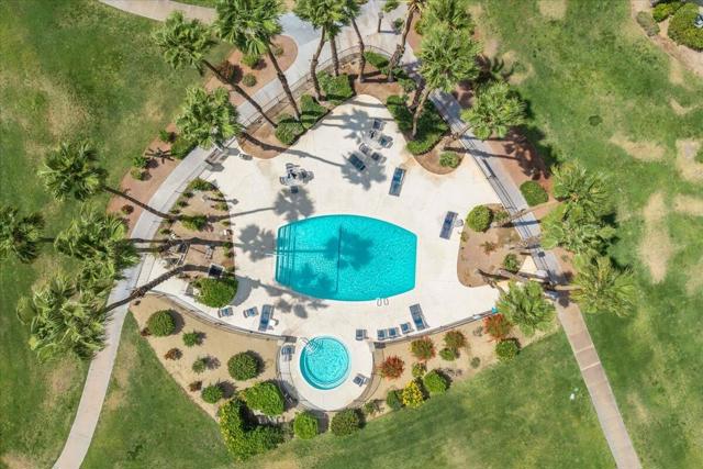 737 N Madrid Circle, Palm Springs, CA 92262
