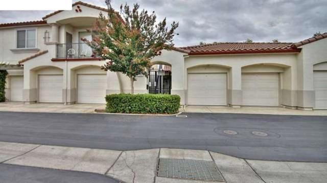 35580 Monterra Terrace, Union City CA: https://media.crmls.org/mediaz/2596394f-cace-4994-9fb5-b92b09790970.jpg