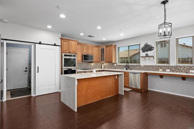 Image 3 of 51 For 23553 Daylight Place